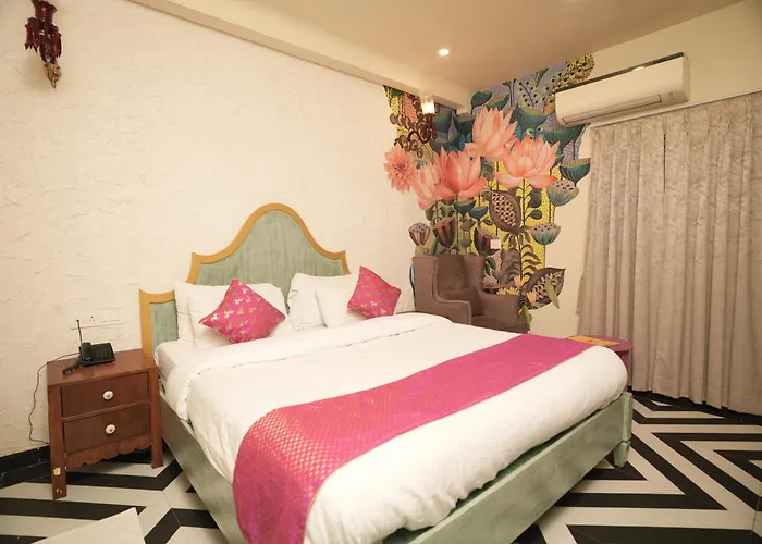 Stay Banaras - A Boutique Hotel In Sigra